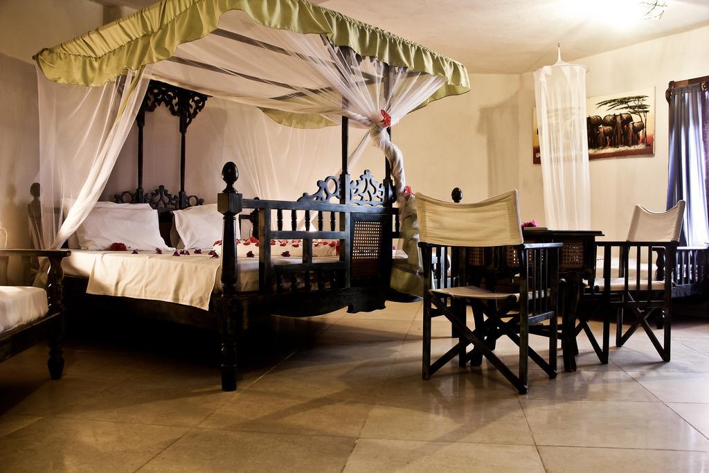 Palumbokendwa Hotel Zanzibar Exterior photo