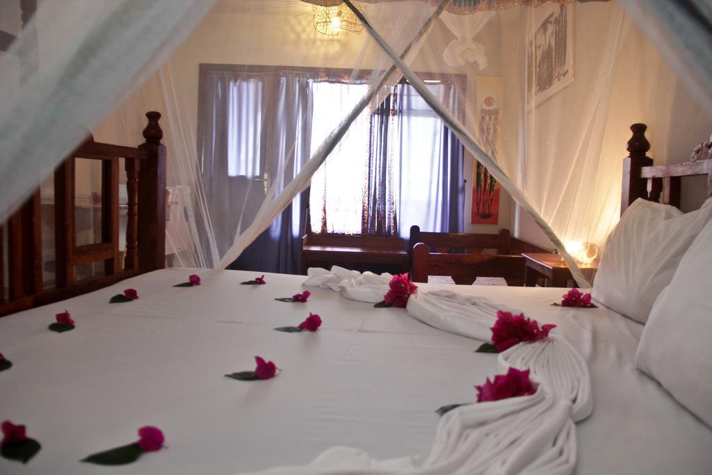 Palumbokendwa Hotel Zanzibar Exterior photo