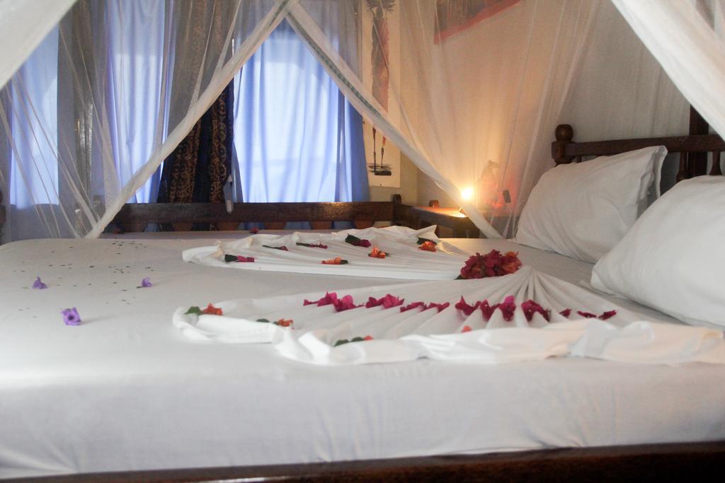 Palumbokendwa Hotel Zanzibar Exterior photo