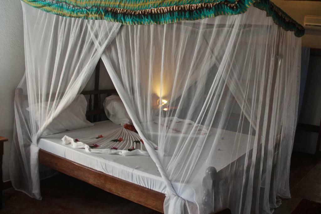Palumbokendwa Hotel Zanzibar Exterior photo